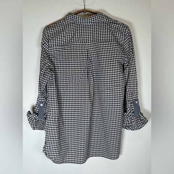Tommy Hilfiger Navy and White Gingham Women's Shirt. Size Medium. Preppy. - Picture 2 of 10
